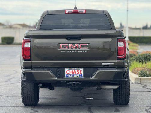 2024 GMC Canyon Elevation