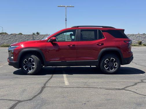 Radiant Red Tintcoat 2026 Chevrolet Equinox FWD ACTIV