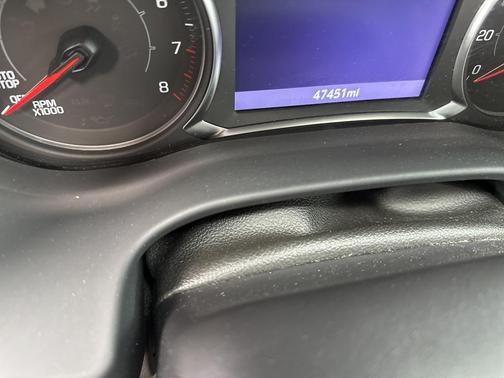 2023 GMC Acadia AWD AT4