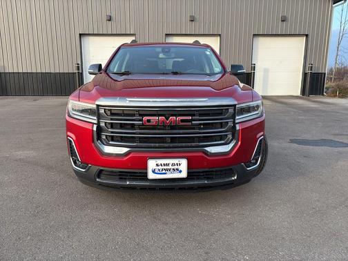 2023 GMC Acadia AWD AT4