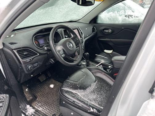 2022 Jeep Cherokee Trailhawk