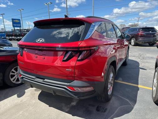 2023 Hyundai TUCSON SEL