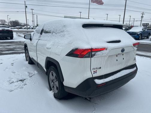 2023 Toyota RAV4 Hybrid XLE