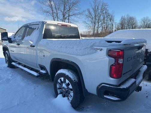 2022 Chevrolet Silverado 2500 Custom