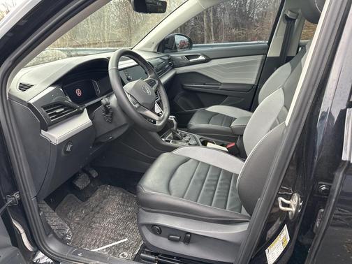 2024 Volkswagen Taos 1.5T SEL