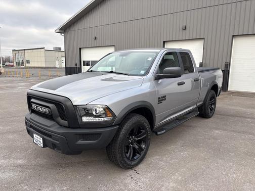 2023 RAM 1500 Classic Warlock Quad Cab 4x4 6'4' Box