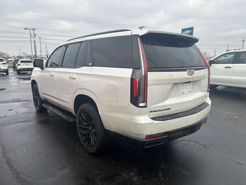 2023 Cadillac Escalade Sport