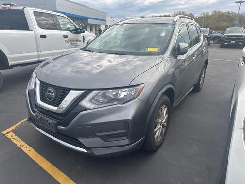 2020 Nissan Rogue SV