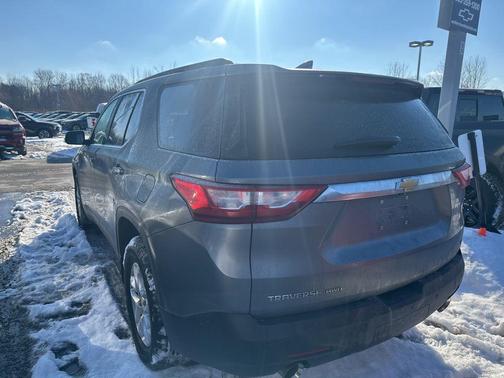 2020 Chevrolet Traverse LT Cloth
