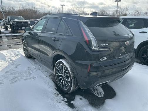 2024 Cadillac XT4 Sport