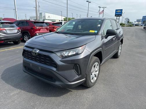 2022 Toyota RAV4 LE