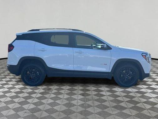 2022 GMC Terrain AWD AT4