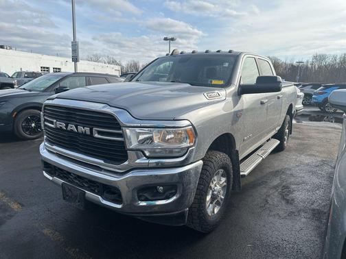 2019 RAM 2500 Big Horn Crew Cab 4x4 6'4' Box