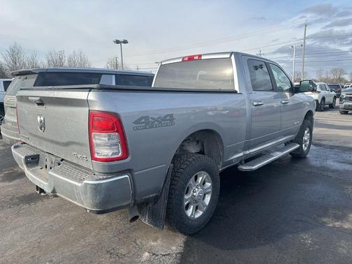 2019 RAM 2500 Big Horn Crew Cab 4x4 6'4' Box