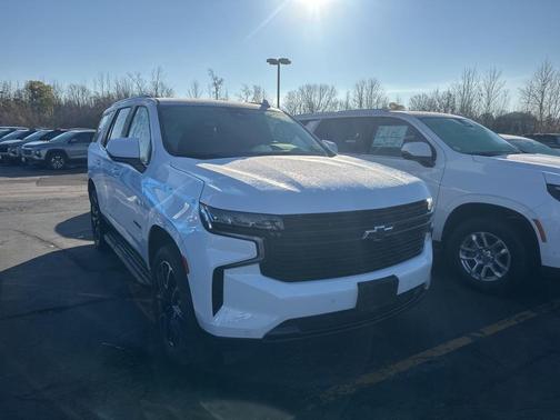 2023 Chevrolet Tahoe 4WD RST