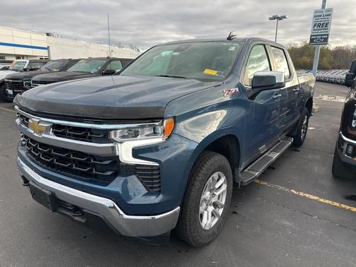 2024 Chevrolet Silverado 1500 LT