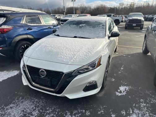 2021 Nissan Altima SR Intelligent AWD