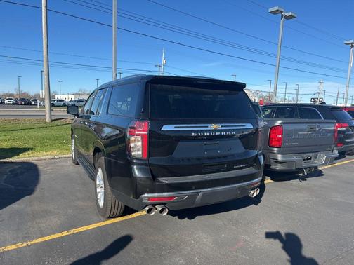 2024 Chevrolet Suburban Premier