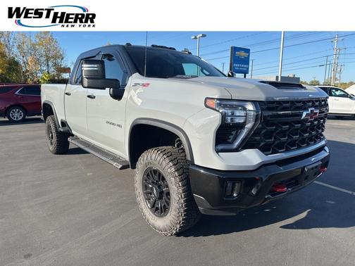 2024 Chevrolet Silverado 2500 4WD Crew Cab Standard Bed ZR2