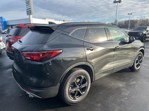 2025 Chevrolet Blazer 2LT