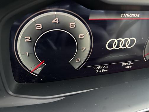 2023 Audi Q7 45 Premium