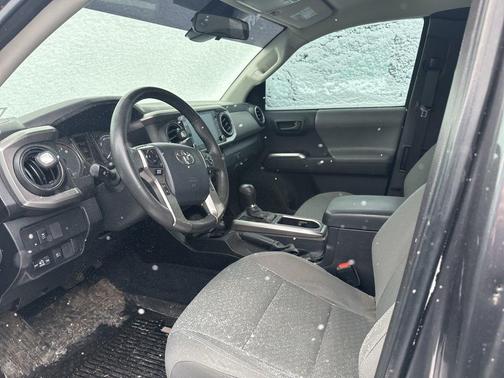 2020 Toyota Tacoma SR5