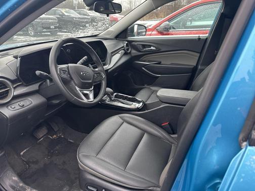 2025 Chevrolet Trax FWD ACTIV