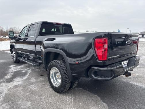 2024 Chevrolet Silverado 3500 High Country