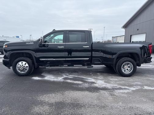 2024 Chevrolet Silverado 3500 High Country
