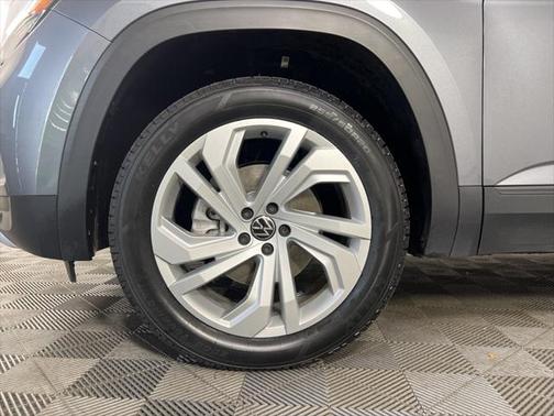 2022 Volkswagen Atlas 2.0T SE w/Technology 4MOTION