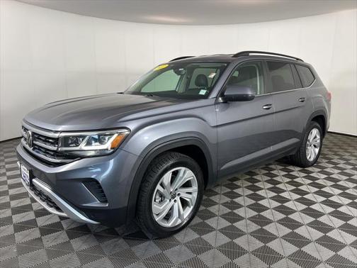 2022 Volkswagen Atlas 2.0T SE w/Technology 4MOTION