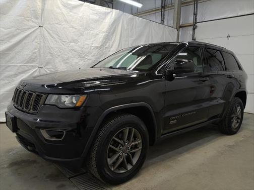 2017 Jeep Grand Cherokee 75th Anniversary Edition 4x4