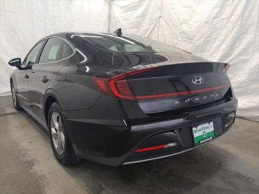 2022 Hyundai SONATA SE