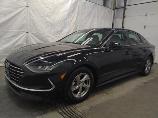 2022 Hyundai SONATA SE
