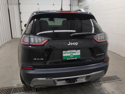 Diamond Black Crystal Pearlcoat 2019 Jeep Cherokee Limited