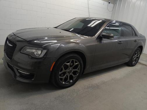 2018 Chrysler 300 S