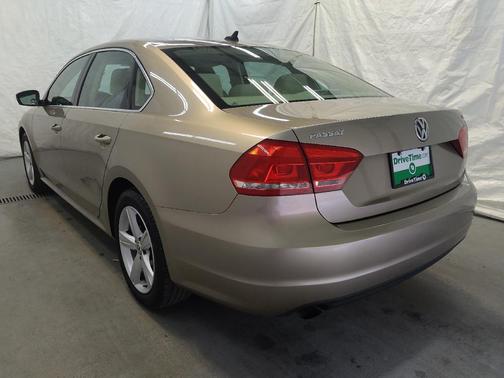 2015 Volkswagen Passat 1.8T Limited Edition