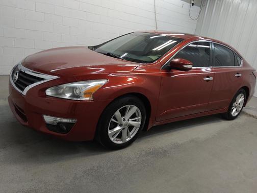 Cayenne Red 2015 Nissan Altima 2.5 SL