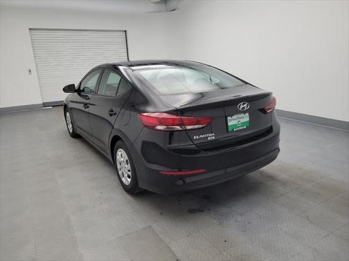 2018 Hyundai ELANTRA SE