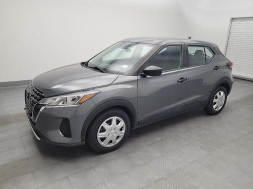 2021 Nissan Kicks S