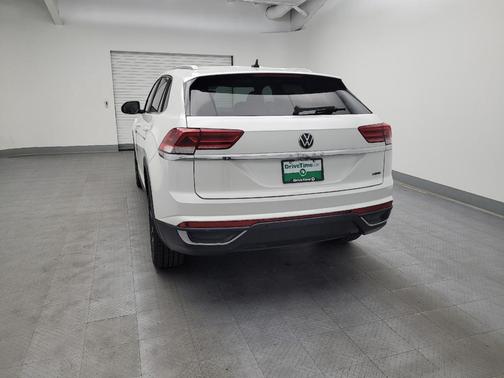 2021 Volkswagen Atlas Cross Sport 2.0T SE w/Technology 4MOTION