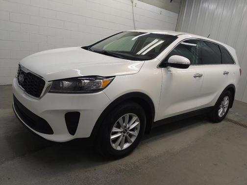 Snow White Pearl 2019 Kia Sorento L