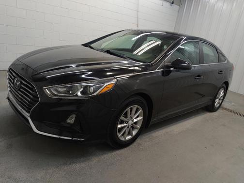 Phantom Black 2019 Hyundai SONATA SE