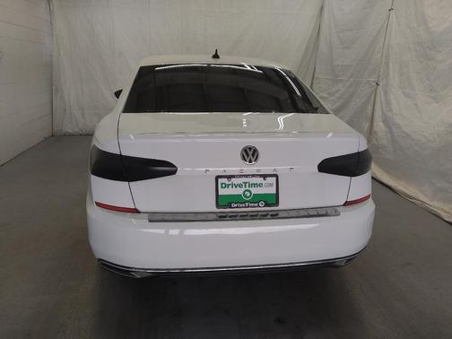 2022 Volkswagen Passat 2.0T SE
