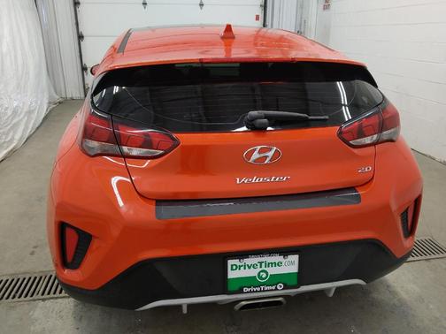 2020 Hyundai Veloster 2