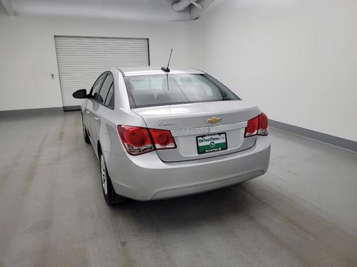 Silver Ice Metallic 2015 Chevrolet Cruze LS