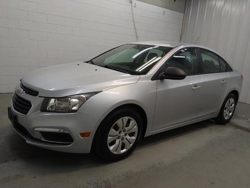 Silver Ice Metallic 2016 Chevrolet Cruze Limited LS