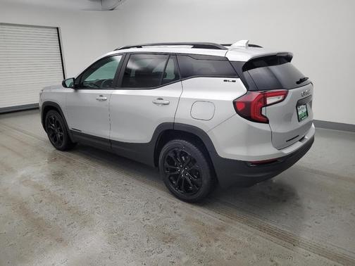 Quicksilver Metallic 2022 GMC Terrain SLE