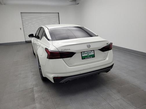 2020 Nissan Altima SR FWD