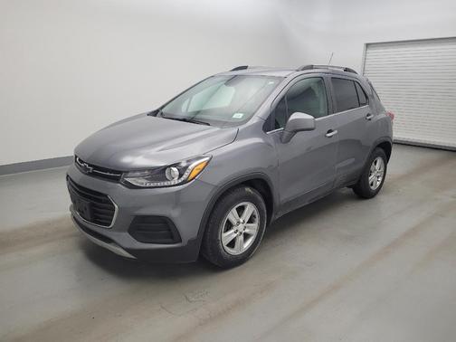 Gray 2020 Chevrolet Trax LT